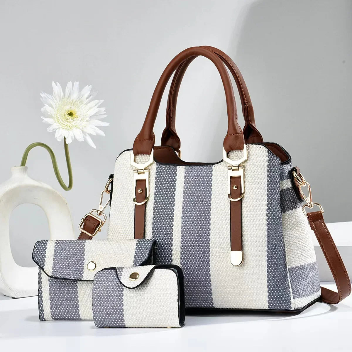 Luxury Striped Designer Handbag with Matching Wallet – Elegant Large-Capacity Shoulder & Crossbody Bag